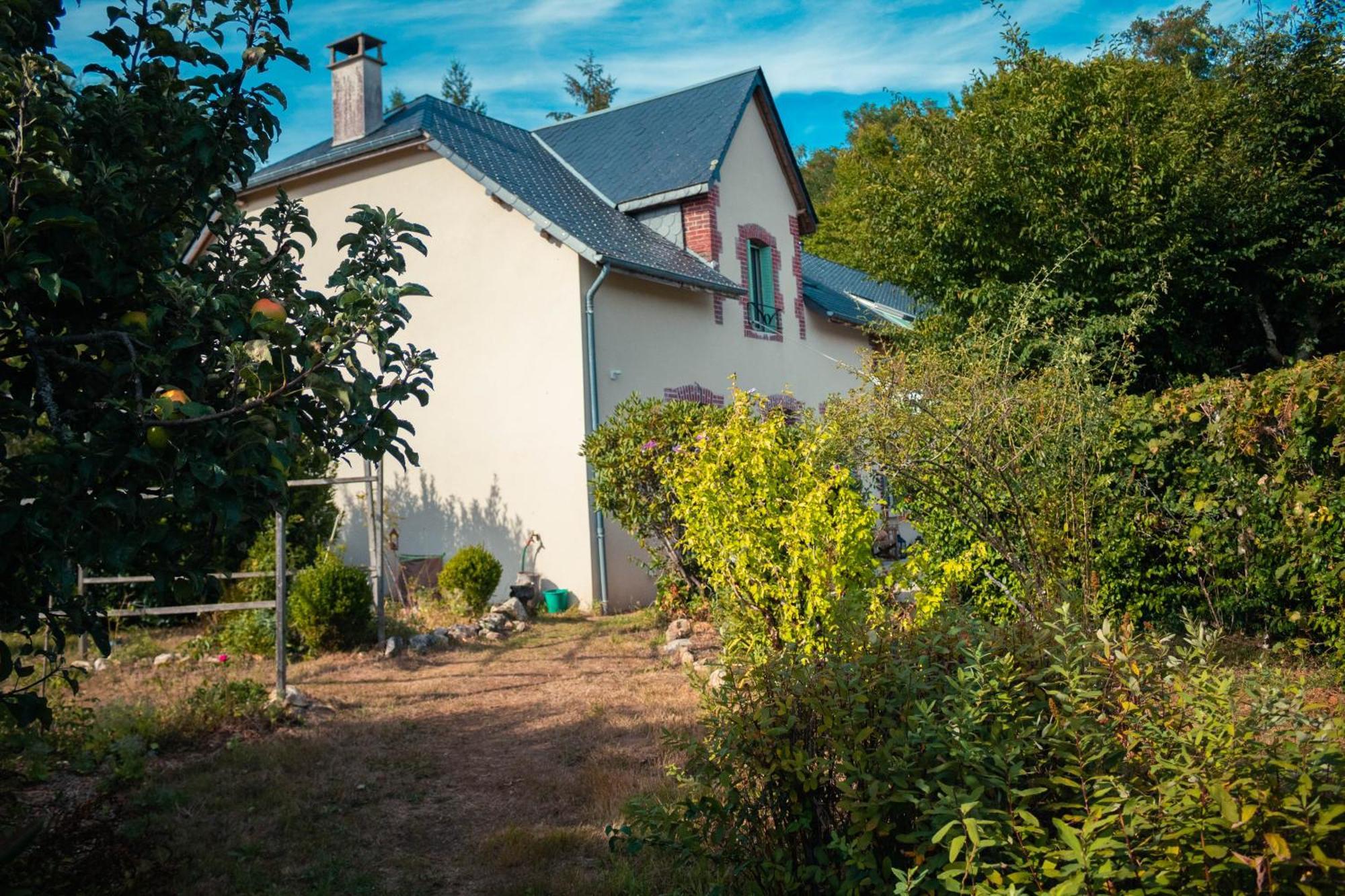 Les Jardins De Nanine Bed & Breakfast Lapleau Luaran gambar